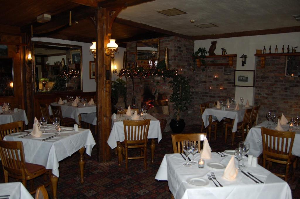 Lynhams Hotel Laragh Exterior foto